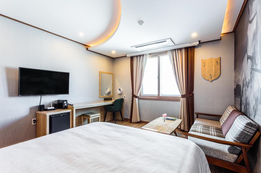 Rex Hotel Seogwipo Eksteriør billede